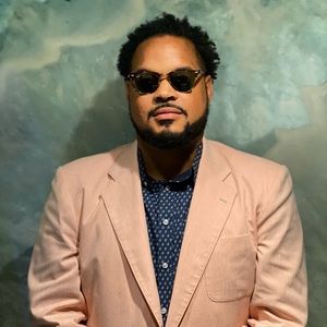 Meet your Posher, Larry